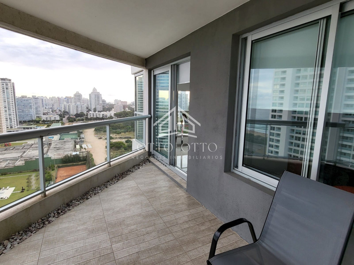 Apartamento ID.26588 - Apartamento en venta, 4 dormitorios en playa brava punta del este