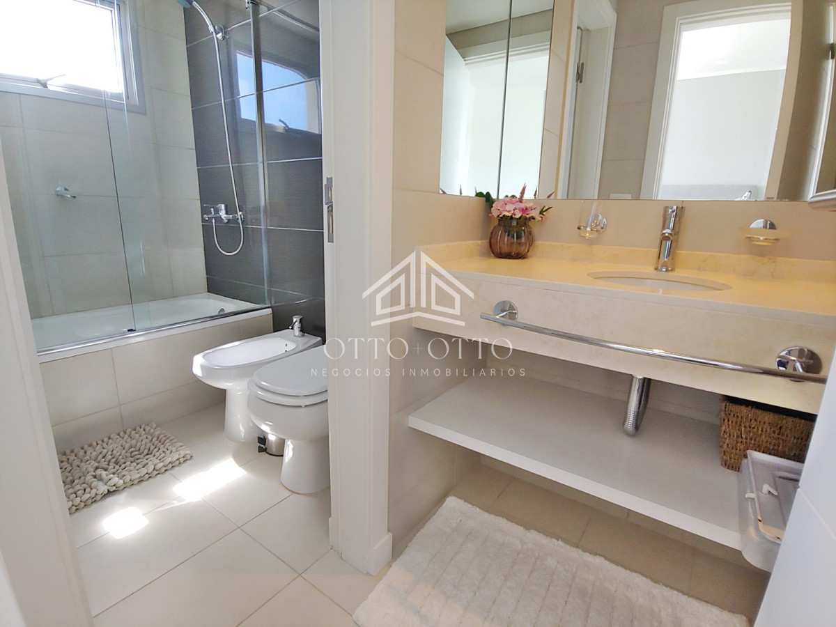 Apartamento ID.1455 - Pent house en venta en Punta del Este