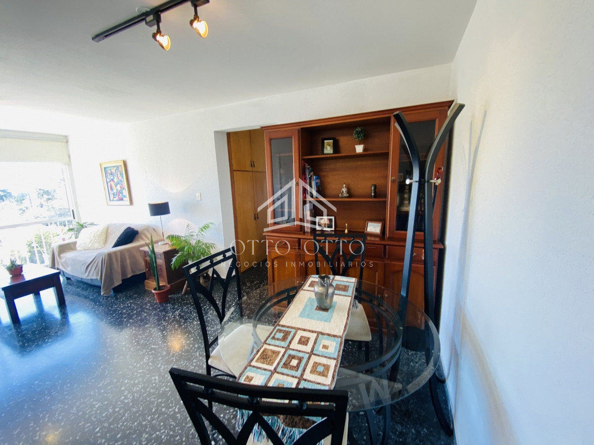 Apartamento ID.27179 - Excelente apartamento de 3 dormitorios, gastos bajos y muy bien ubicado