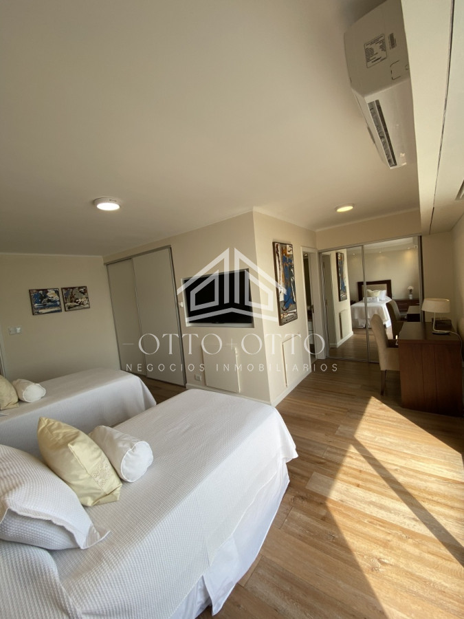 Apartamento ID.555 - Espectacular Penthouse en Alquiler y venta Fte al puerto