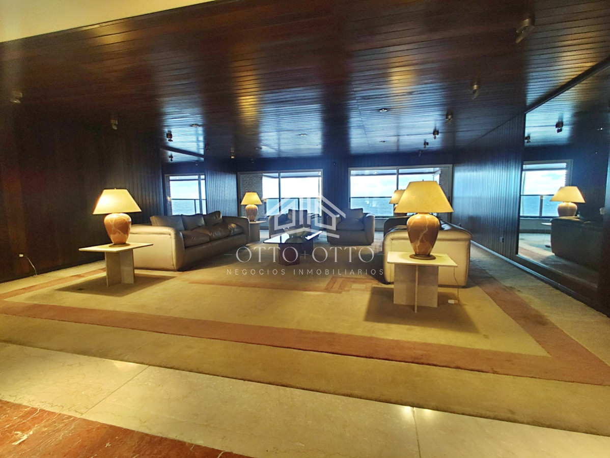 Apartamento ID.24372 - Venta Apartamento 3 dormitorios primera línea en Península