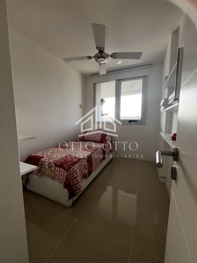 Apartamento ID.25927 - Departamento 3 dormitorios En Venta, Chiverta a Pasos del Mar