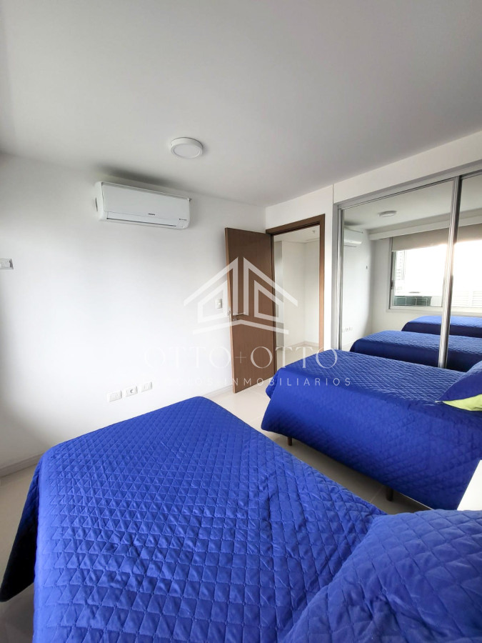 Apartamento ID.26588 - Apartamento en venta, 4 dormitorios en playa brava punta del este