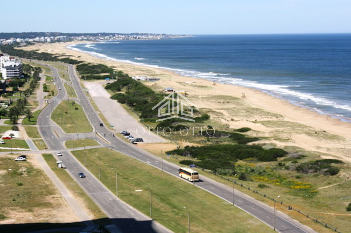 Apartamento ID.1466 - Apartamento en venta Playa Brava 3 dormitorios