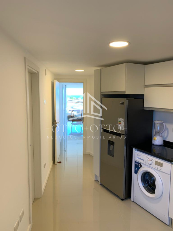 Apartamento ID.1148 - Apartamento en venta Playa Mansa 3 dormitorios