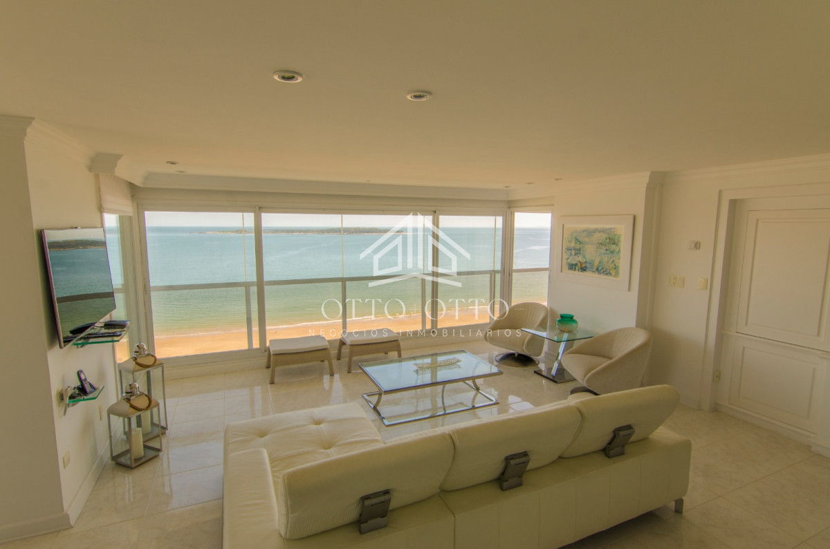 Apartamento ID.26123 - Apartamento en playa Mansa punta del este , 5 dormitorios