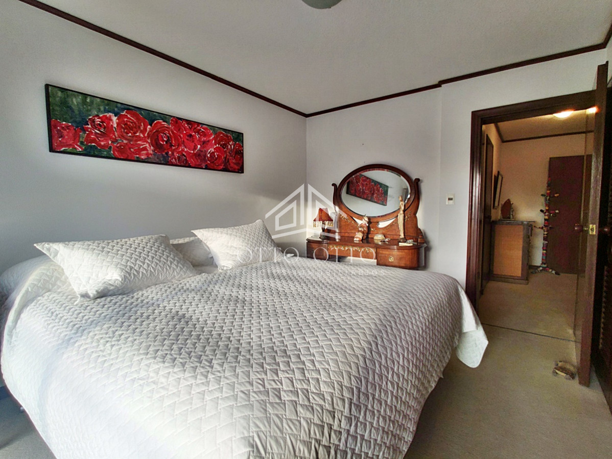 Apartamento ID.24372 - Venta Apartamento 3 dormitorios primera línea en Península