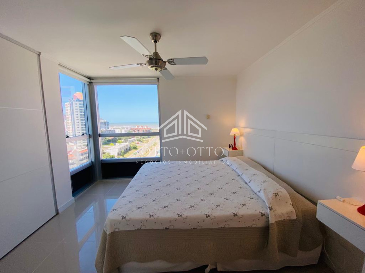 Apartamento ID.25927 - Departamento 3 dormitorios En Venta, Chiverta a Pasos del Mar