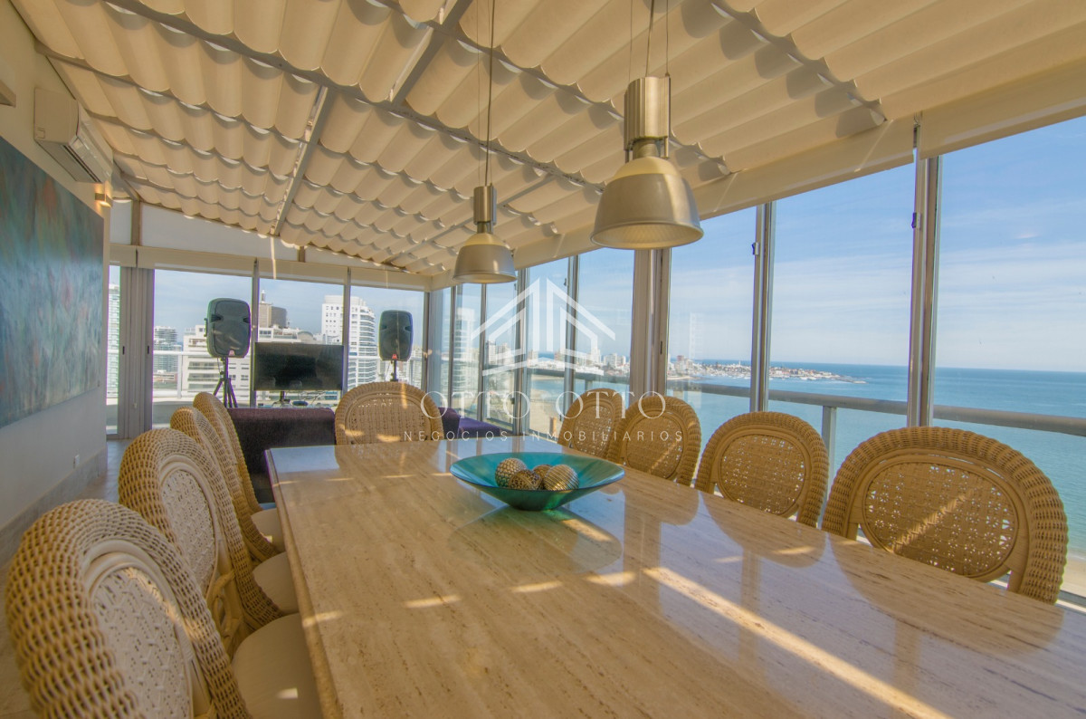 Apartamento ID.26123 - Apartamento en playa Mansa punta del este , 5 dormitorios