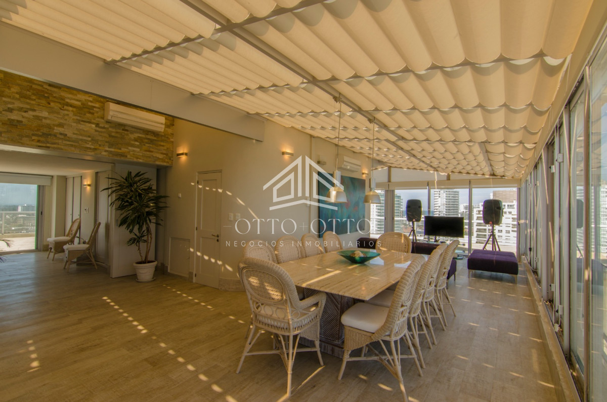 Apartamento ID.26123 - Apartamento en playa Mansa punta del este , 5 dormitorios