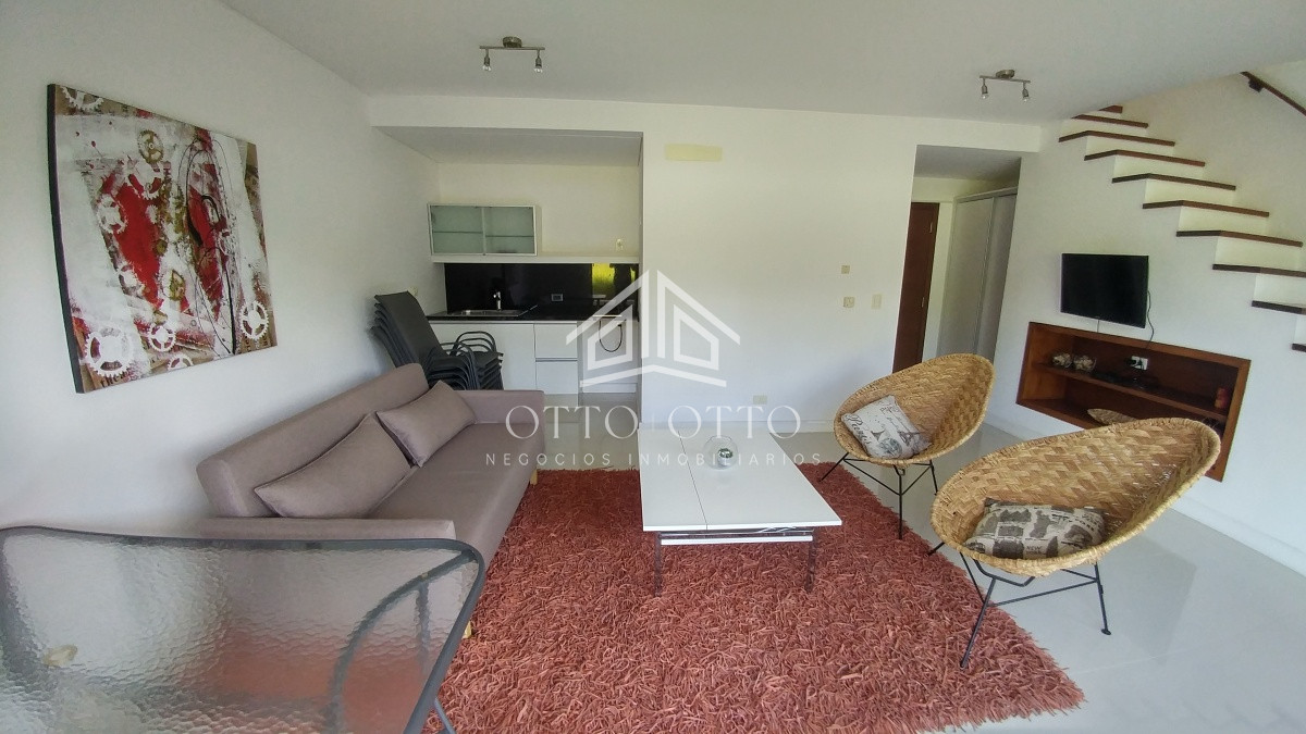 Apartamento ID.24384 - Departamento en complejo de categoría en la zona de Rincon del Indio a pasos del mar. 