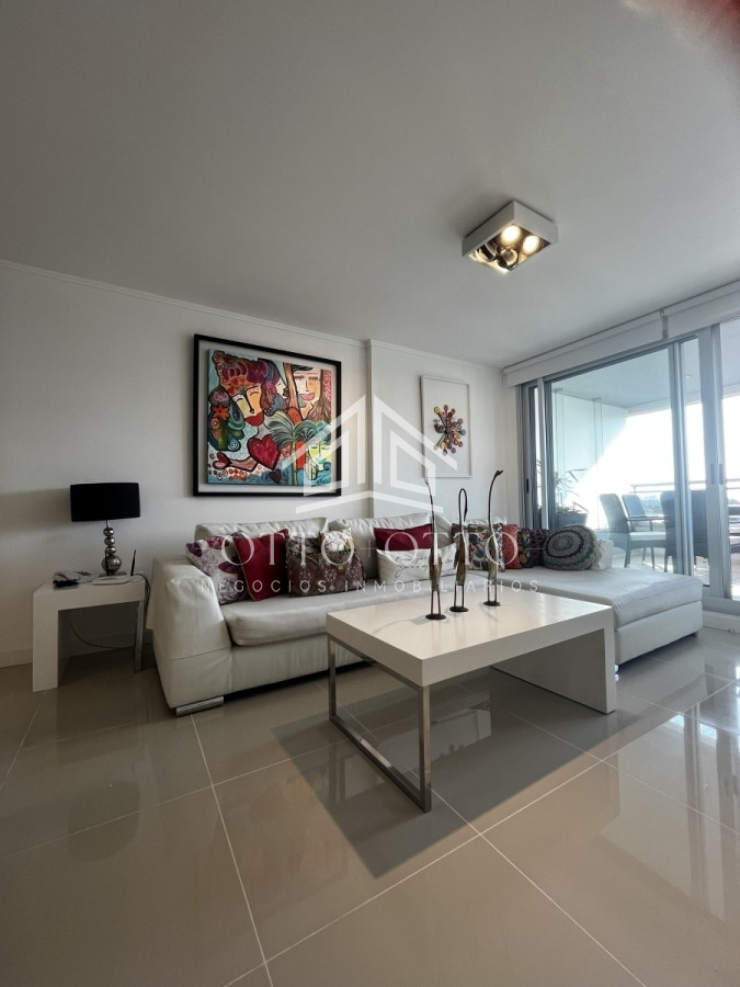 Apartamento ID.25927 - Departamento 3 dormitorios En Venta, Chiverta a Pasos del Mar
