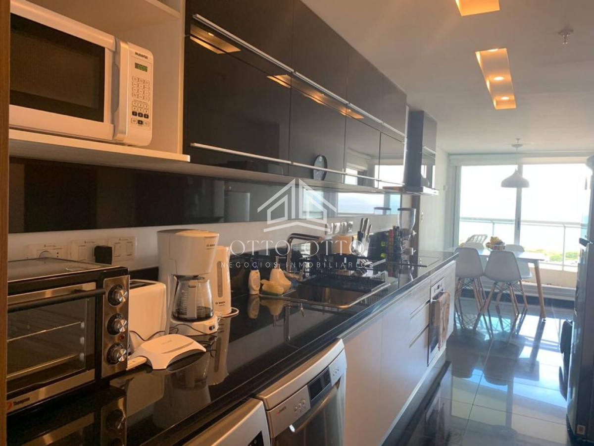 Apartamento ID.6265 - Apartamento en venta en Playa Brava, 3 dormitorios 