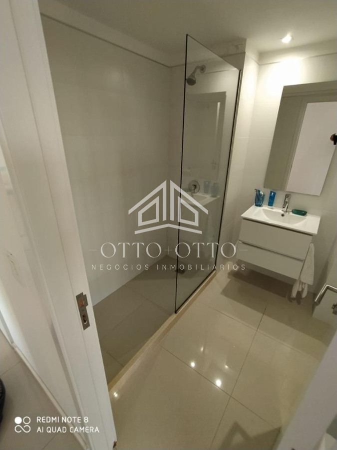 Apartamento ID.567 - Venta apartamento tres dormitorios punta del este edificio torre esmeralda