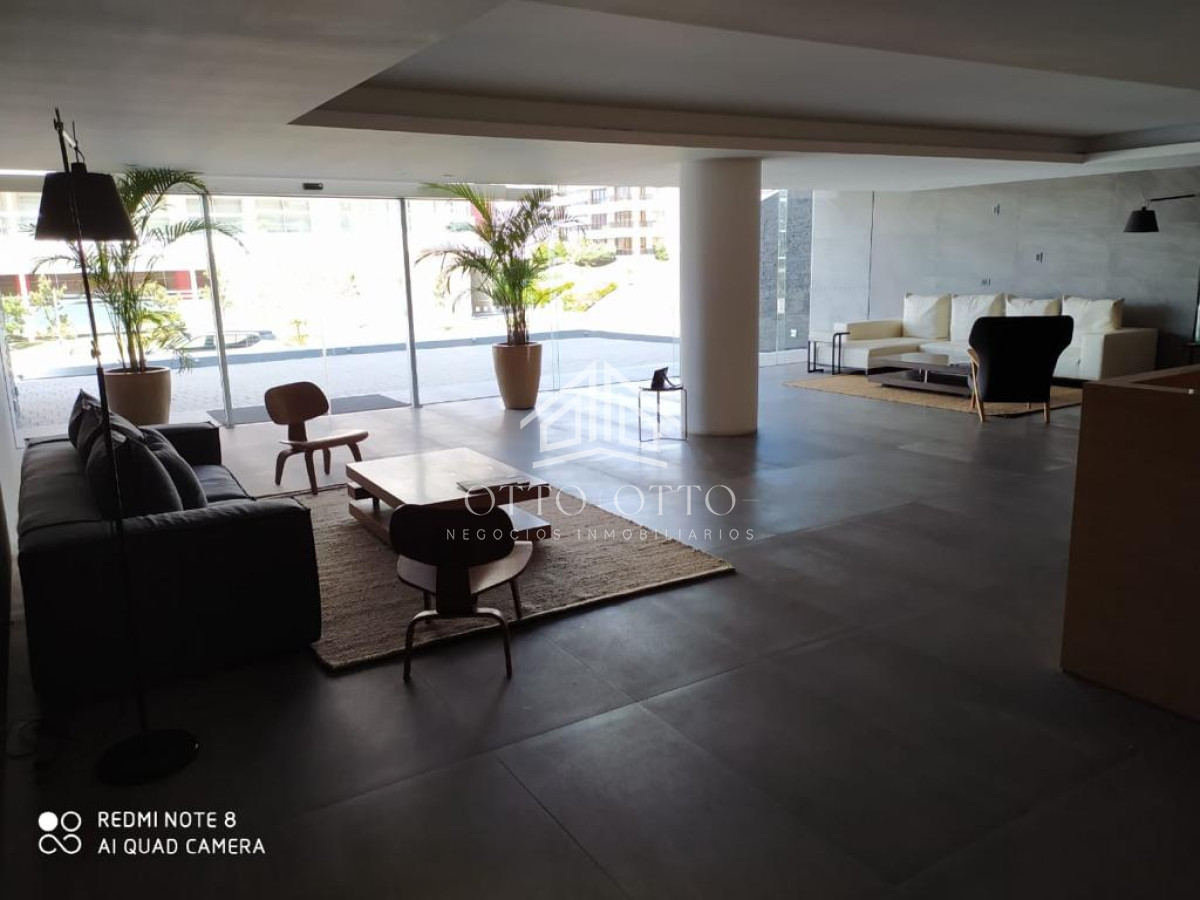 Apartamento ID.567 - Venta apartamento tres dormitorios punta del este edificio torre esmeralda