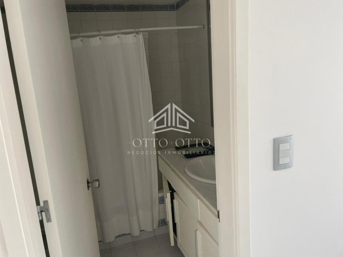 Apartamento ID.11053 - Apartamento en torre de categoría en venta y alquiler temporario.