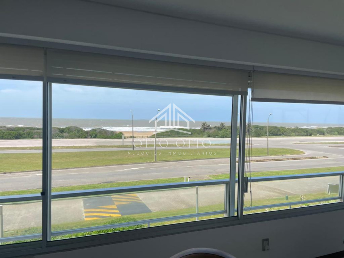 Apartamento ID.11053 - Apartamento en torre de categoría en venta y alquiler temporario.