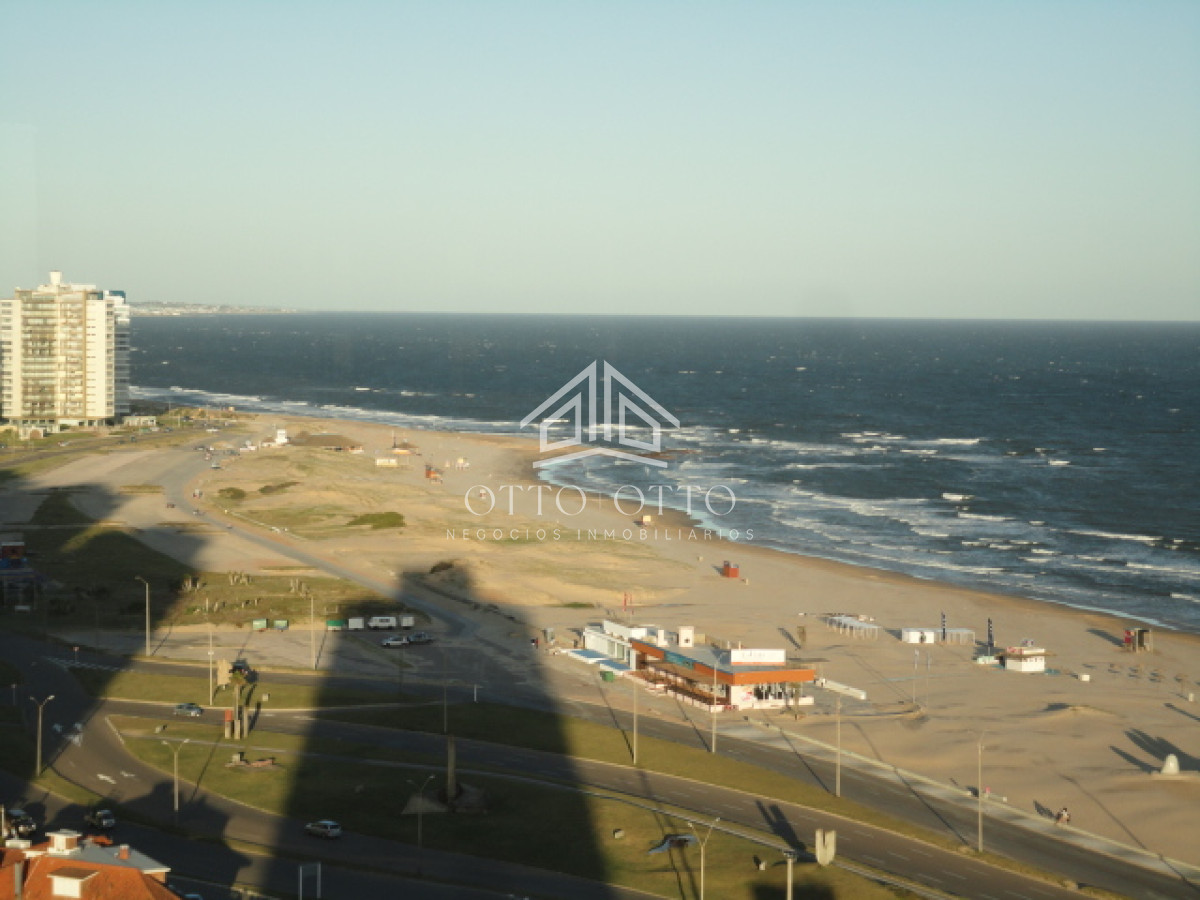 Apartamento ID.11857 - Apartamento en Peninsula de Punta del Este! 3 dormitorios! 