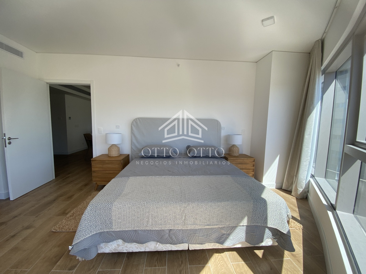 Apartamento ID.27358 - Apartamento de 2 dormitorios en venta, Punta del Este TRUMP TOWER