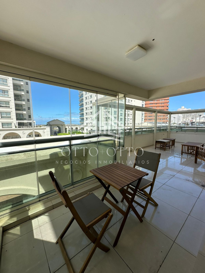 Apartamento ID.17363 - Apartamento Torre Imperiale III Punta del Este con 2 dormitorios en suite.