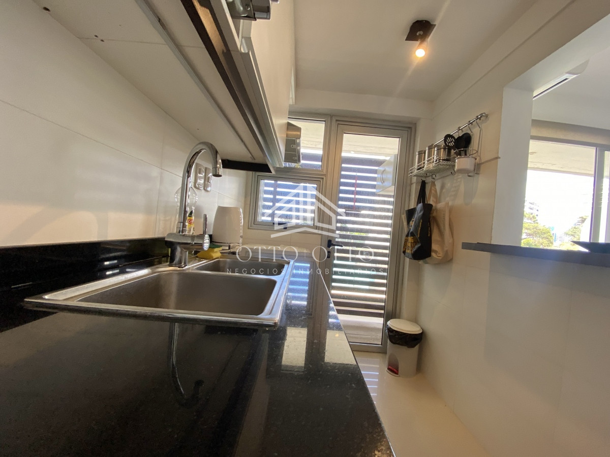 Apartamento ID.15766 - Apartamento de  1 dormitorio en venta  Punta del Este  