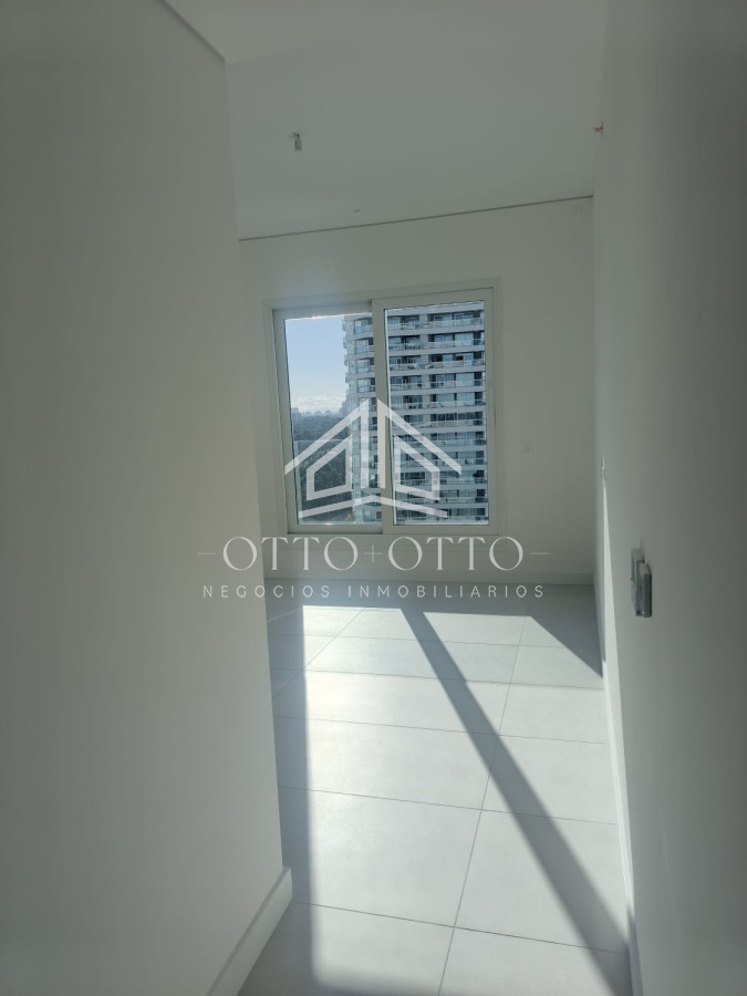 Apartamento ID.28628 - Apartamento en venta 3 dormitorios en Punta Del Este