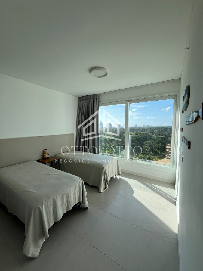 Apartamento ID.28446 - VENTA APARTAMENTO CUATRO DORMITORIOS PLAYA BRAVA PUNTA DEL ESTE