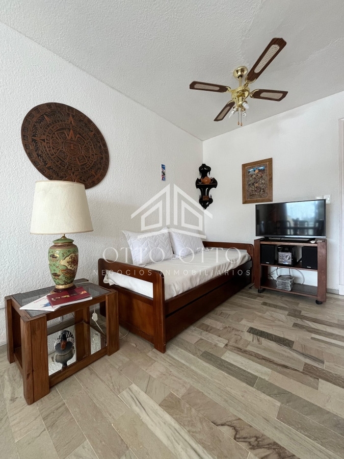 Apartamento ID.28080 - Apartamento 1 dormitorio en paradas