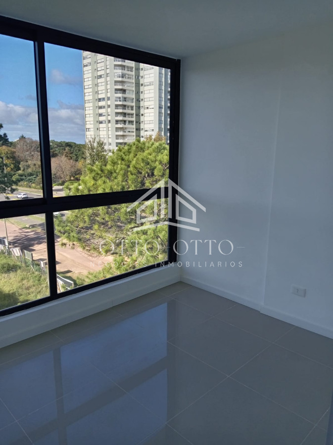APARTAMENTO A ESTRENAR EN ALQUILER ANUAL - GoPunta - Portal Inmobiliario de Punta del Este - Maldonado