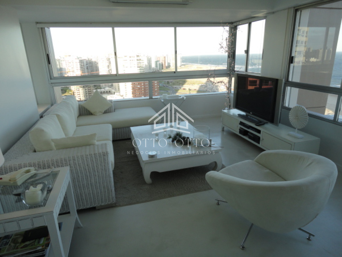 Apartamento ID.11857 - Apartamento en Peninsula de Punta del Este! 3 dormitorios! 
