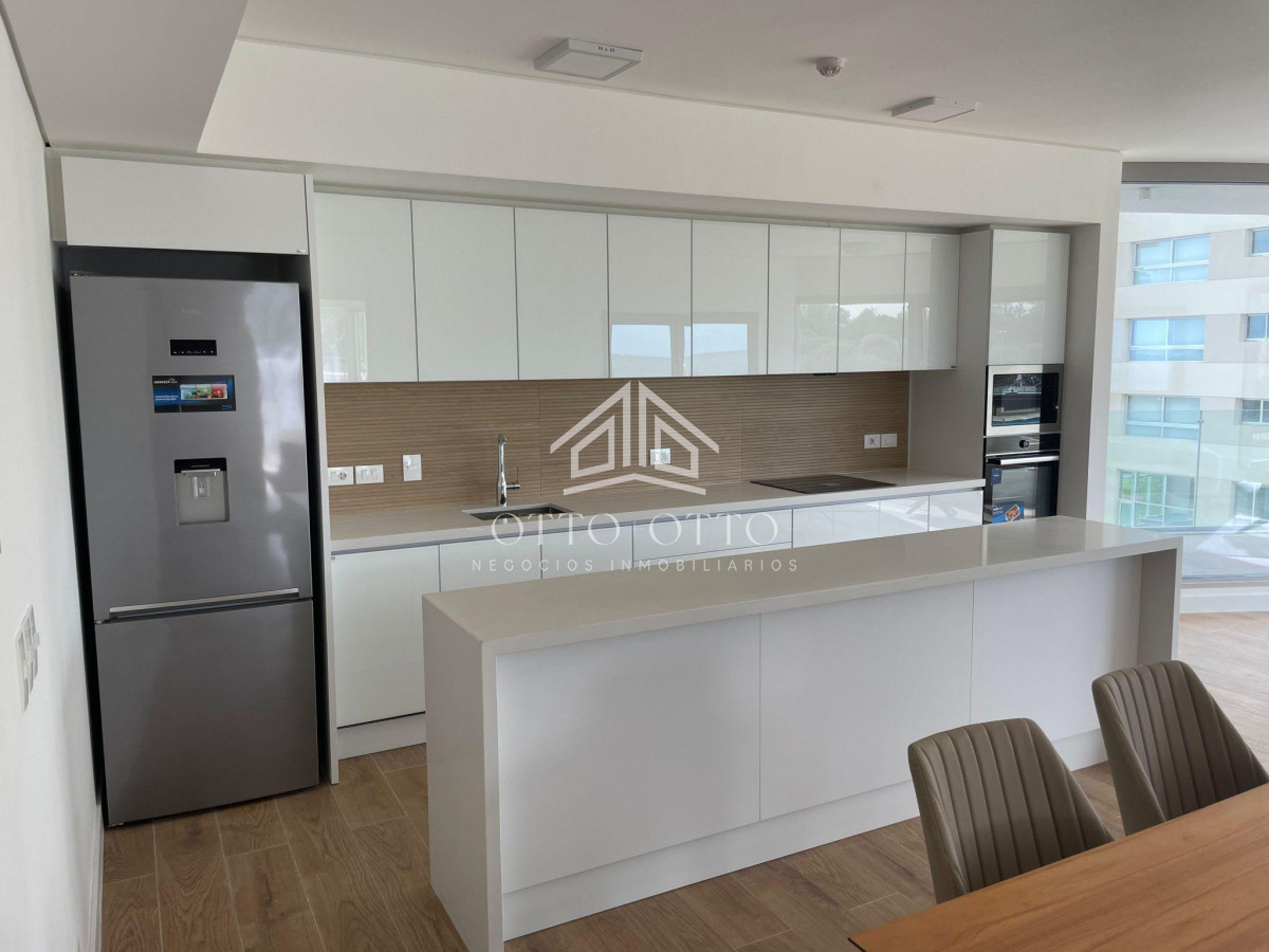 Apartamento ID.27358 - Apartamento de 2 dormitorios en venta, Punta del Este TRUMP TOWER