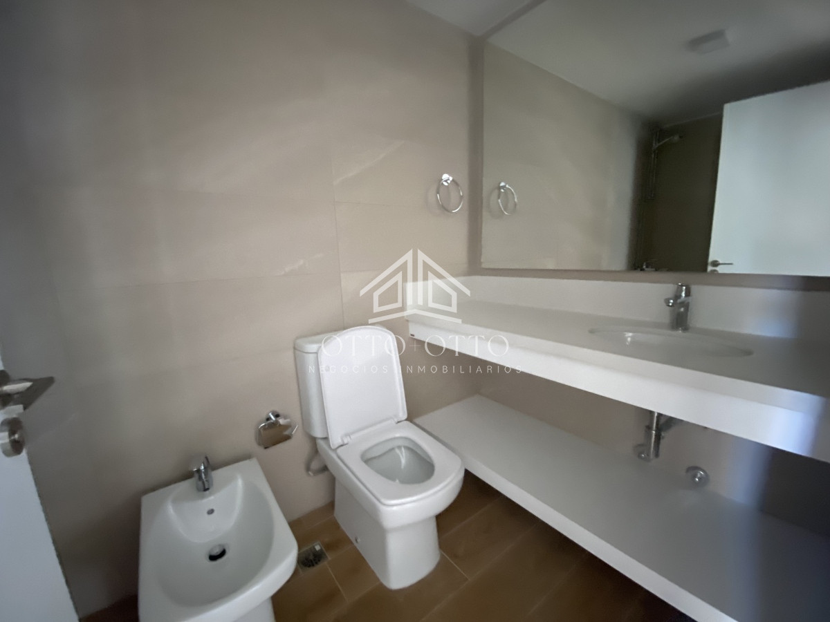 Apartamento ID.27358 - Apartamento de 2 dormitorios en venta, Punta del Este TRUMP TOWER