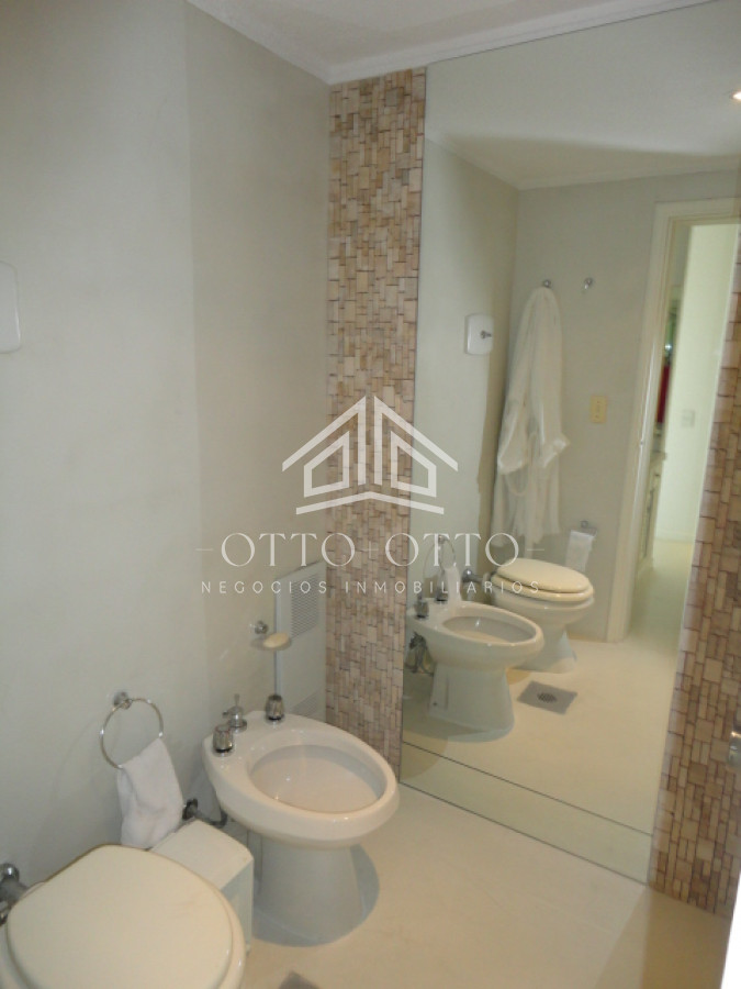 Apartamento ID.11857 - Apartamento en Peninsula de Punta del Este! 3 dormitorios! 