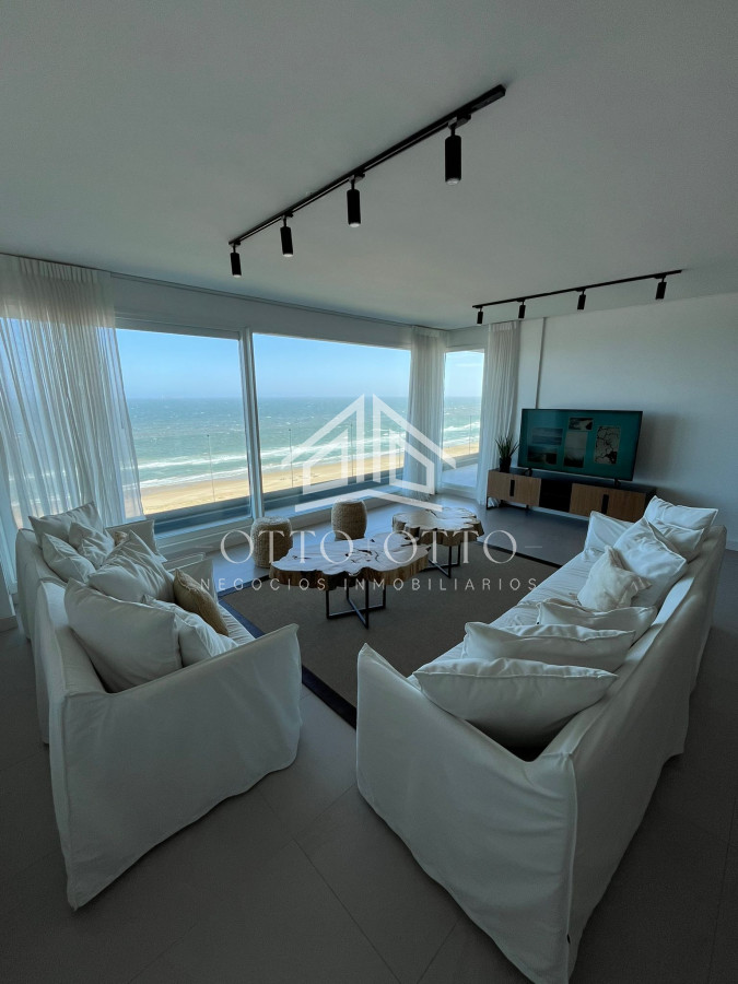 Apartamento ID.28446 - VENTA APARTAMENTO CUATRO DORMITORIOS PLAYA BRAVA PUNTA DEL ESTE