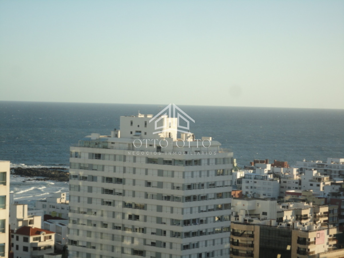 Apartamento ID.11857 - Apartamento en Peninsula de Punta del Este! 3 dormitorios! 