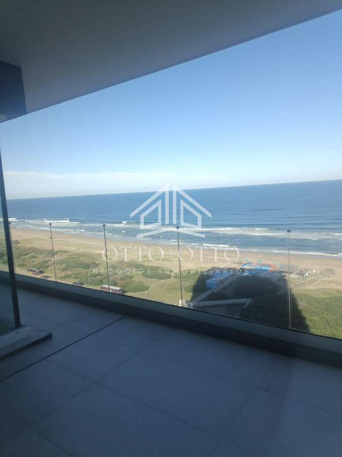 Apartamento ID.28628 - Apartamento en venta 3 dormitorios en Punta Del Este