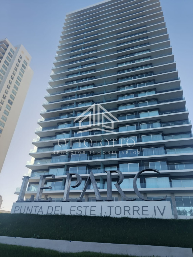 Apartamento ID.28628 - Apartamento en venta 3 dormitorios en Punta Del Este