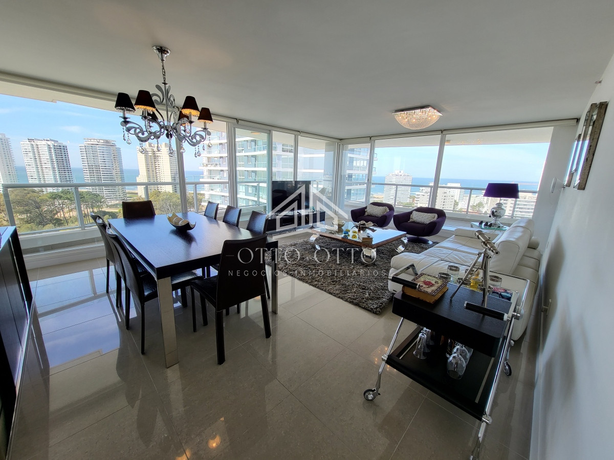 Apartamento ID.27079 - Torre de Categoría  en playa Brava 