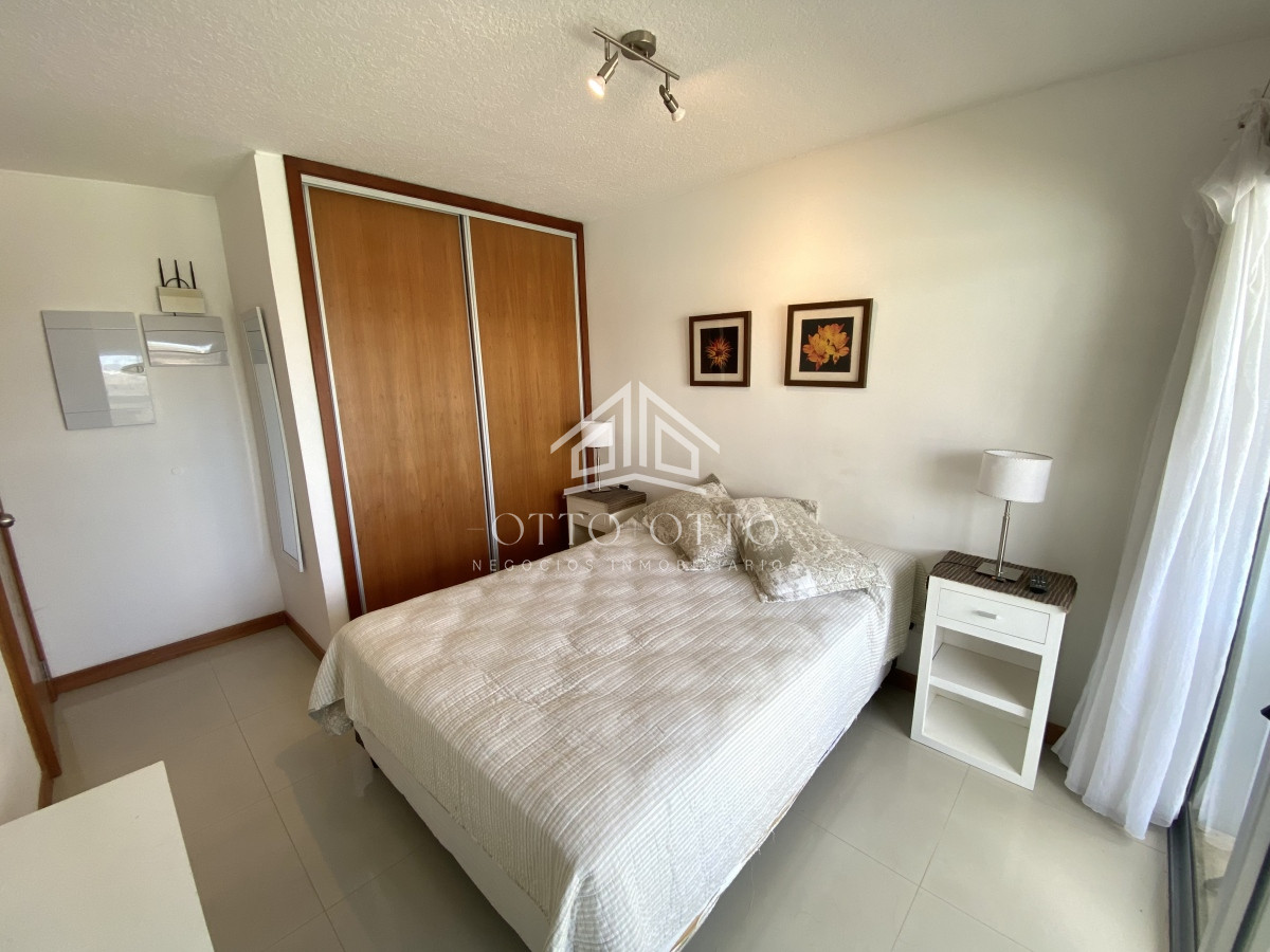 Apartamento ID.15766 - Apartamento de  1 dormitorio en venta  Punta del Este  
