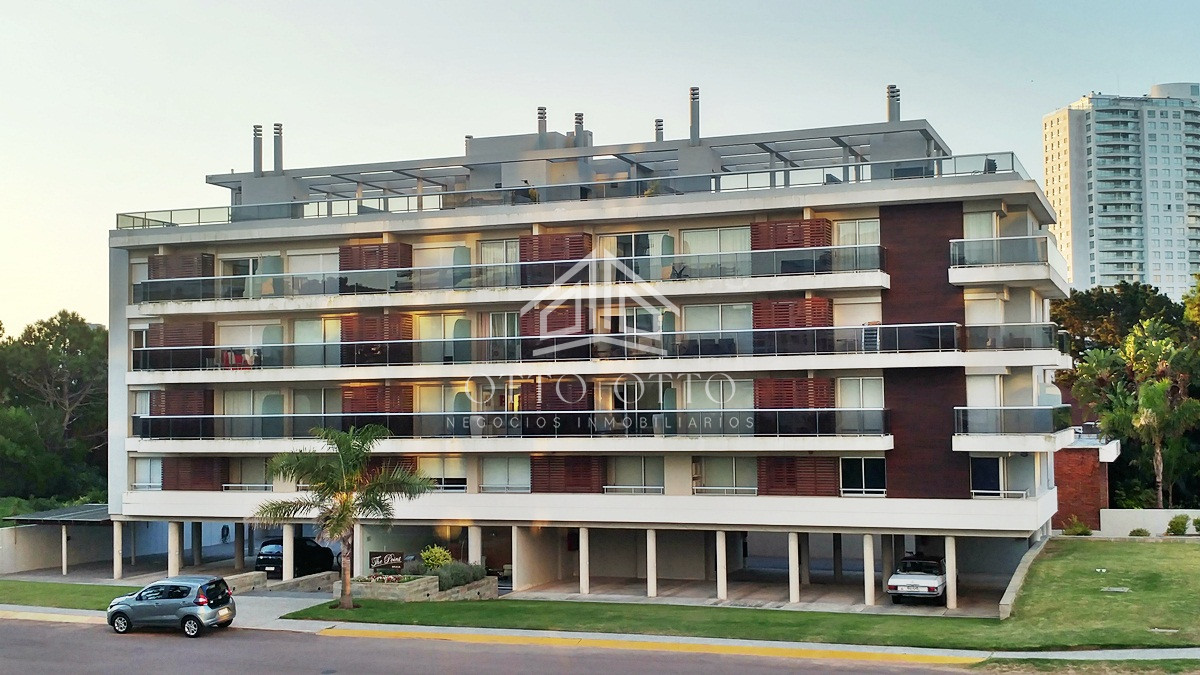 Apartamento ID.15766 - Apartamento de  1 dormitorio en venta  Punta del Este  