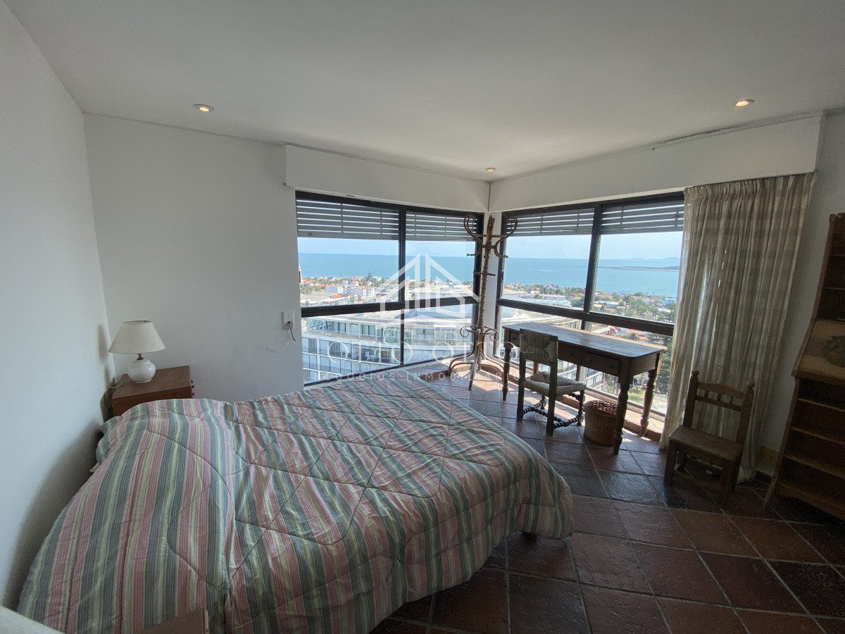 Apartamento ID.26660 - Venta apartamento 3 dormitorios Peninsula Punta del Este