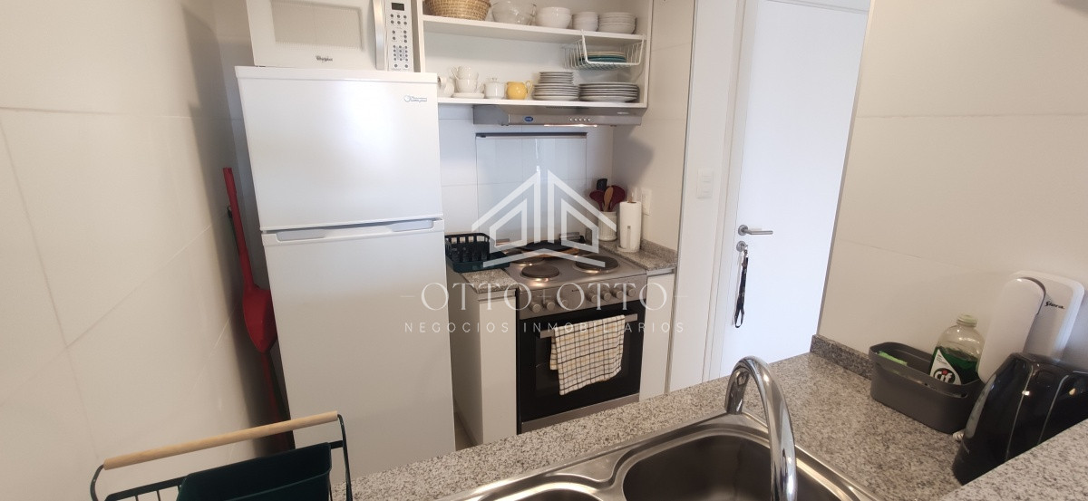 Apartamento ID.4150 - Apartamento en alquiler  Playa Mansa 1 dormitorio