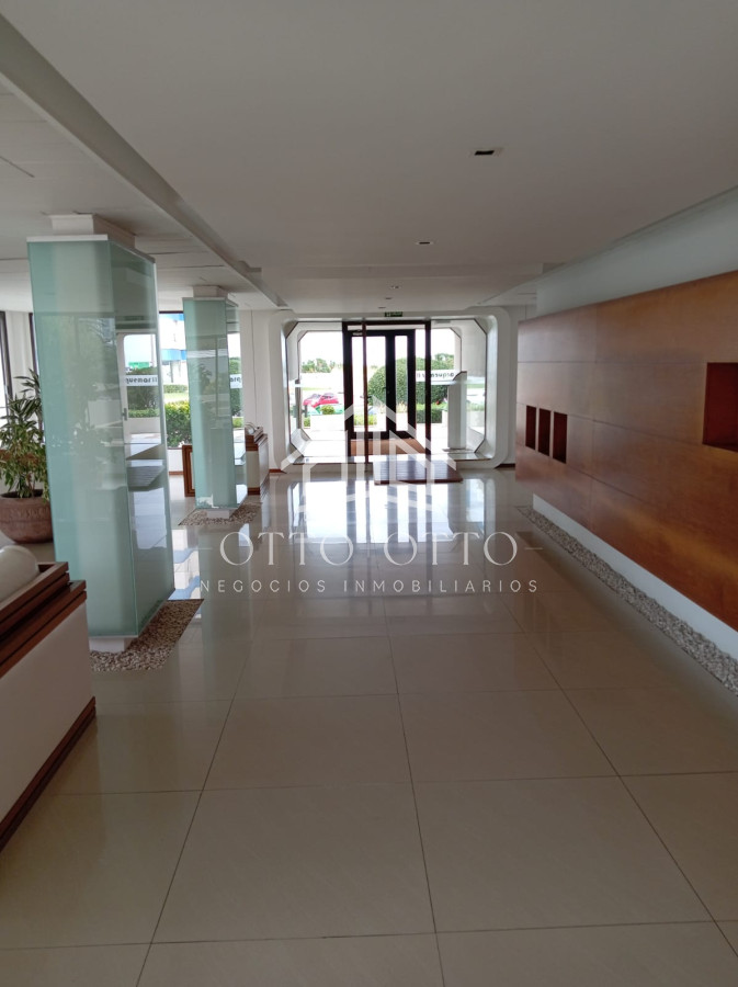 Apartamento ID.10206 - APARTAMENTO DE 3 DORMITORIOS EN ALQUILER ANUAL