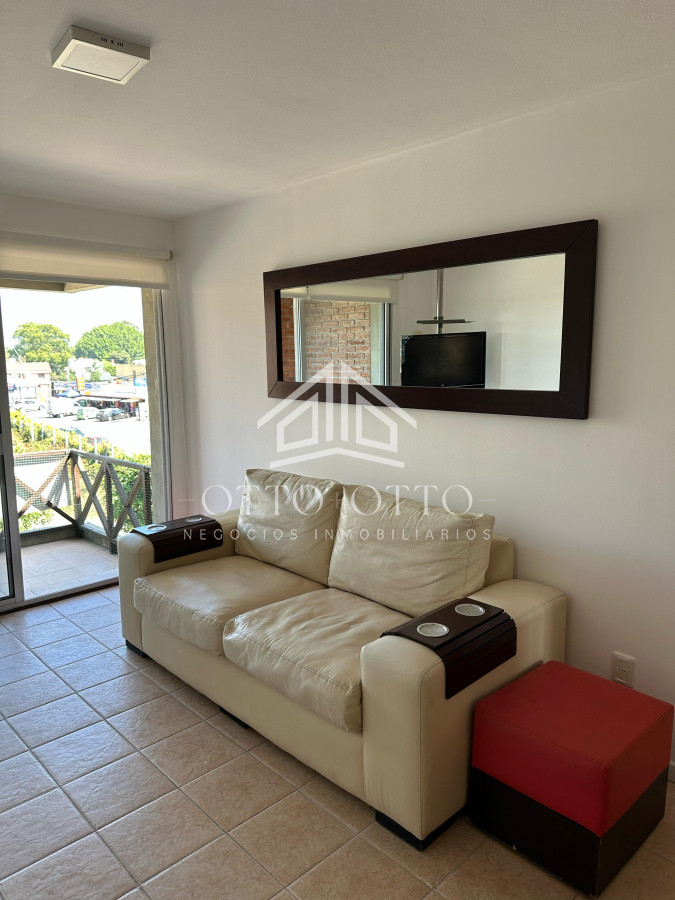Apartamento ID.28018 - Venta apartamento dos dormitorios punta del este edificio Green Village