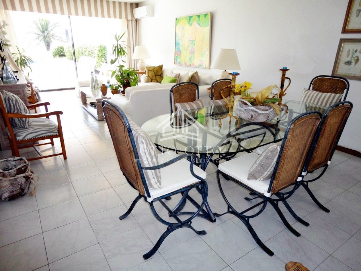 Apartamento ID.10522 - Apartamento en la Peninsula de Punta del Este, 3 dormitorios! 