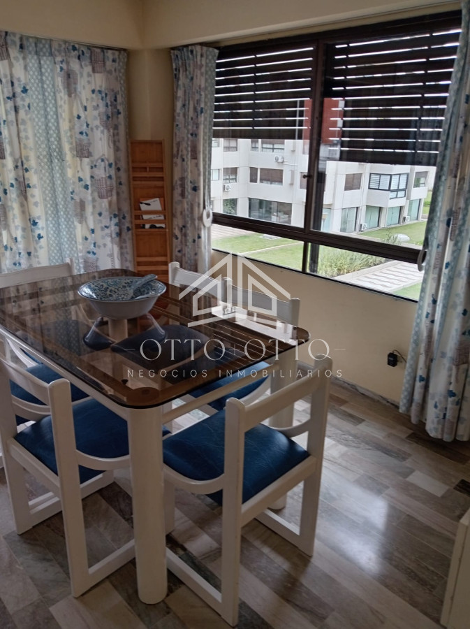 Apartamento ID.10206 - APARTAMENTO DE 3 DORMITORIOS EN ALQUILER ANUAL