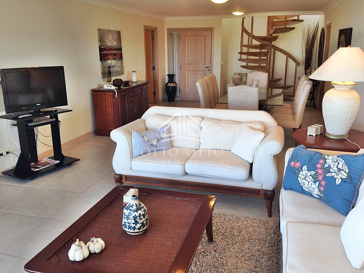 Apartamento ID.10825 - Gran Pent House en primera fila