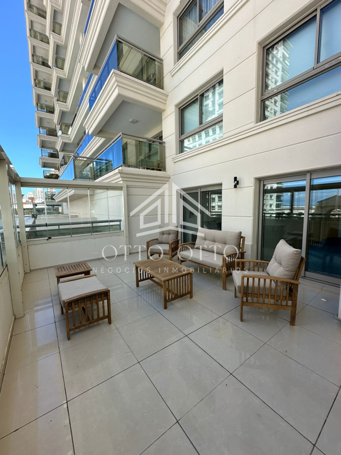 Apartamento ID.17363 - Apartamento Torre Imperiale III Punta del Este con 2 dormitorios en suite.