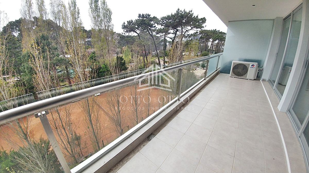 Apartamento ID.4809 - Apartamento en edificio de categoría próximo al mar! 