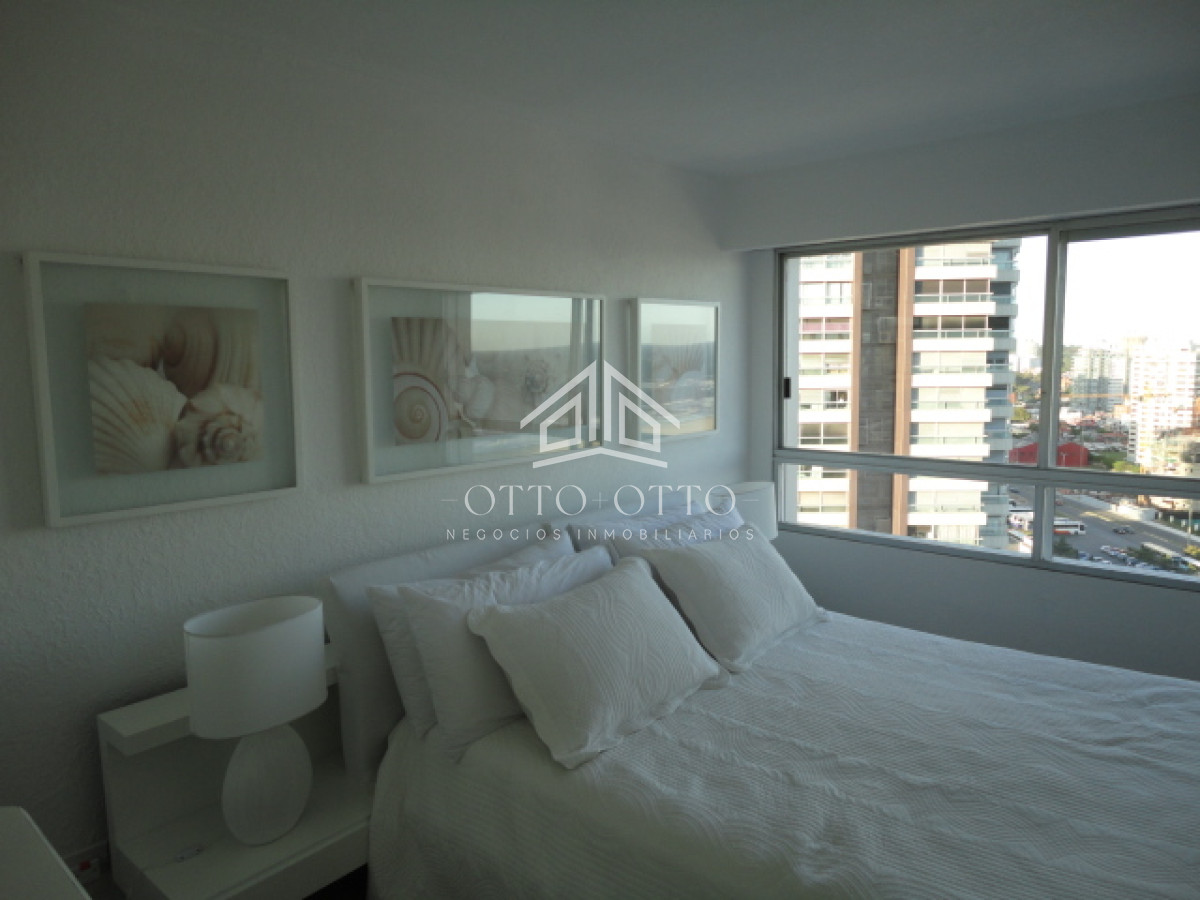 Apartamento ID.11857 - Apartamento en Peninsula de Punta del Este! 3 dormitorios! 